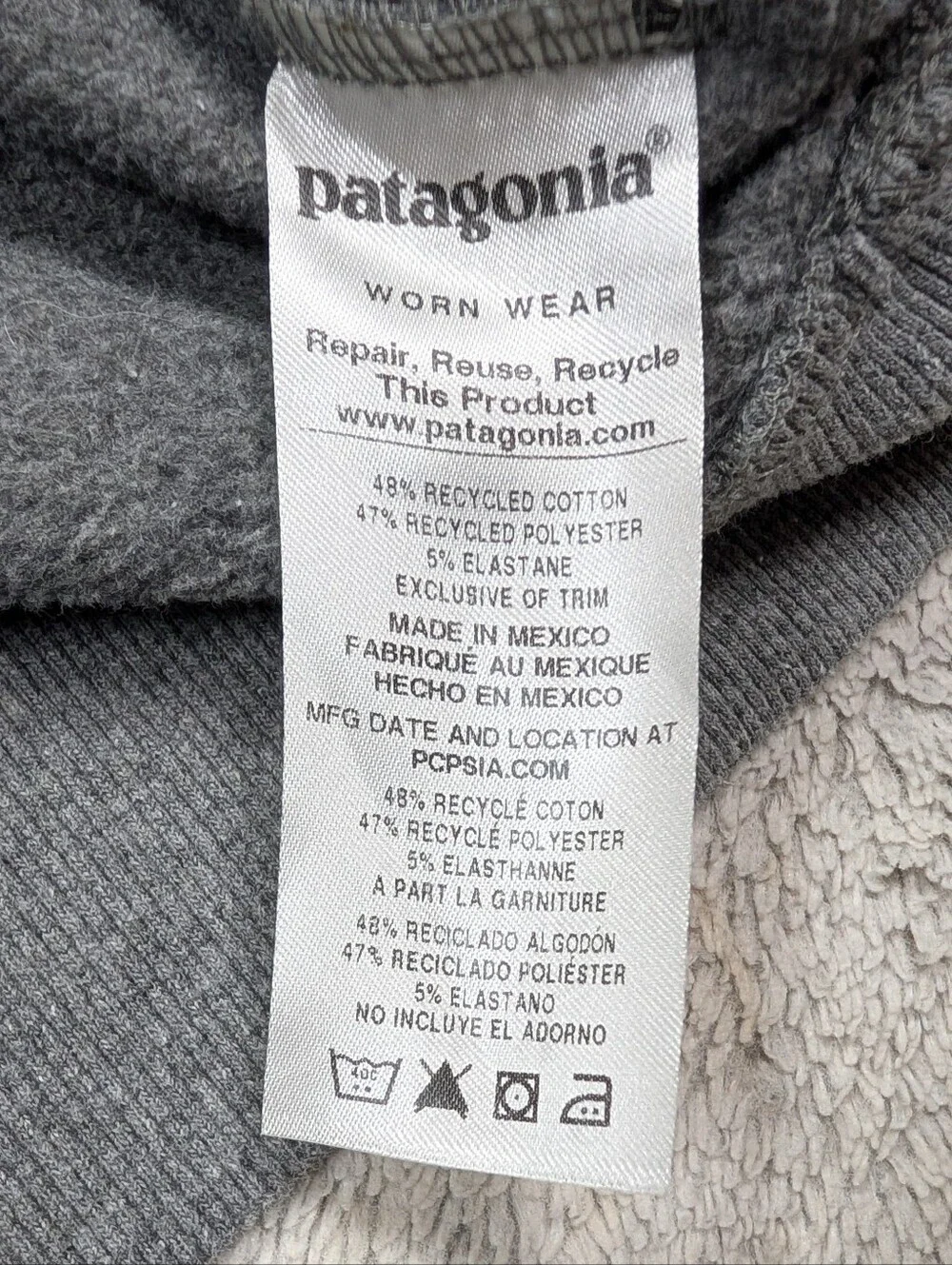Patagonia Hoodie Sweatshirt Mens M Gray Fitz Roy Bison Uprisal Casual Outdoor